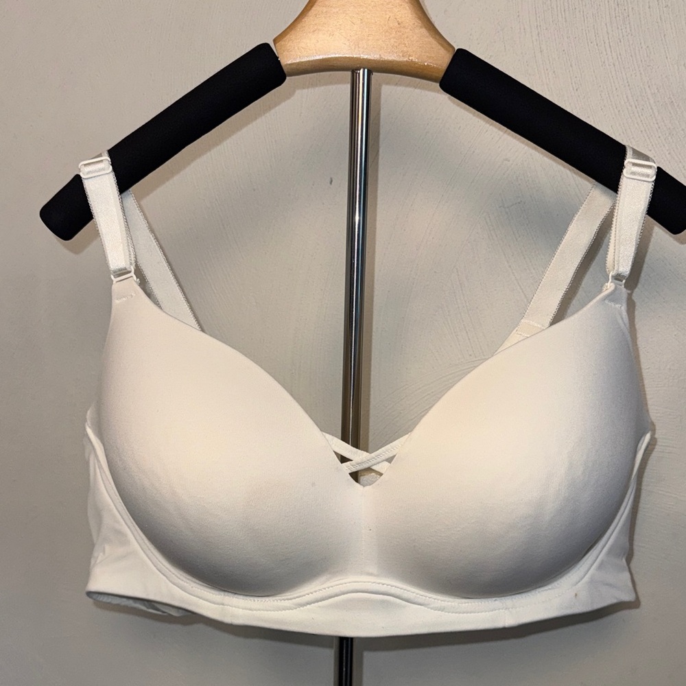 Torrid Curve Wireless Molded Bra with Front Crossover - White